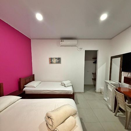 Apartahotel Caribe Diez San Andres  Exterior photo