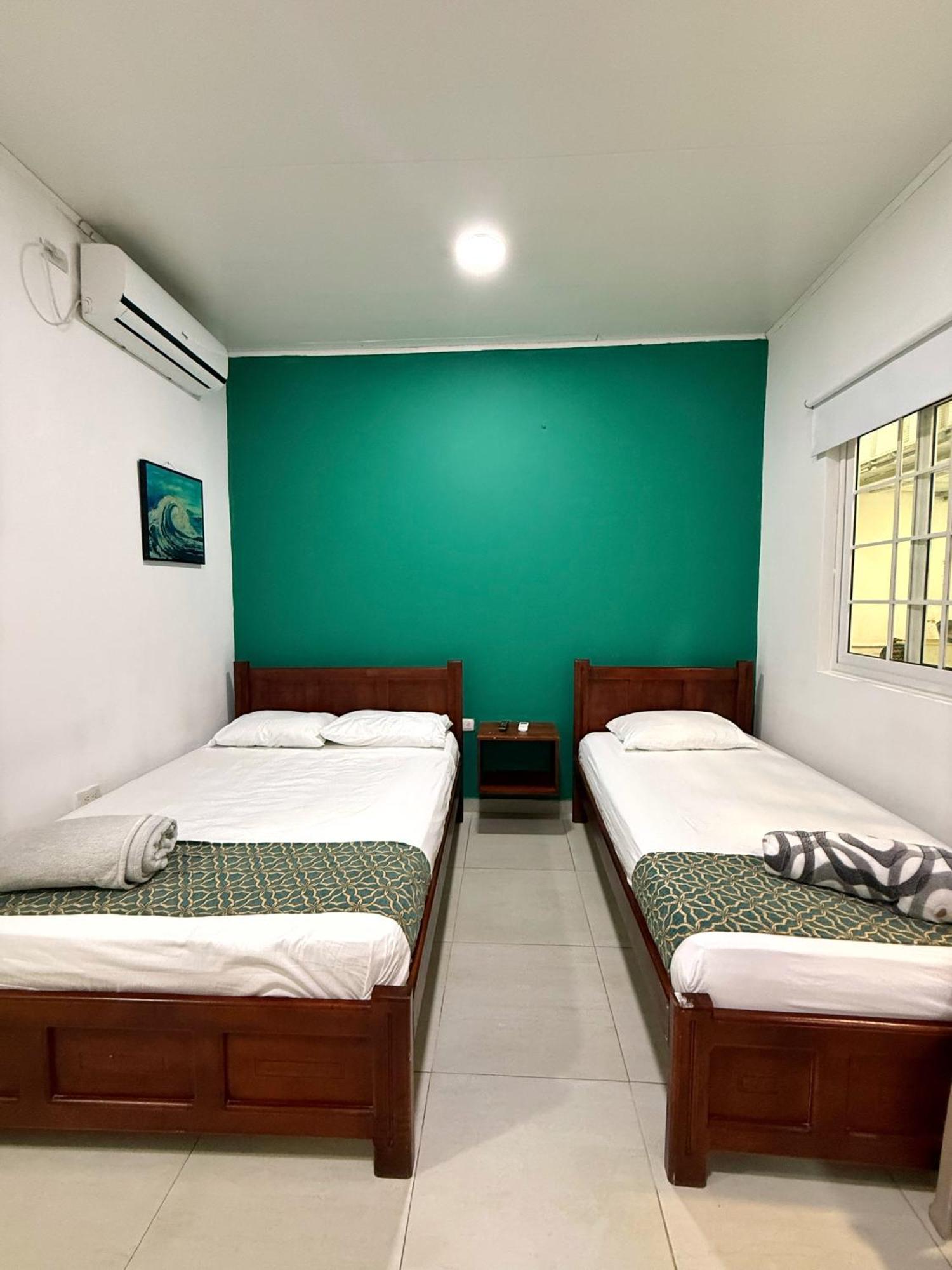 Apartahotel Caribe Diez San Andres  Exterior photo