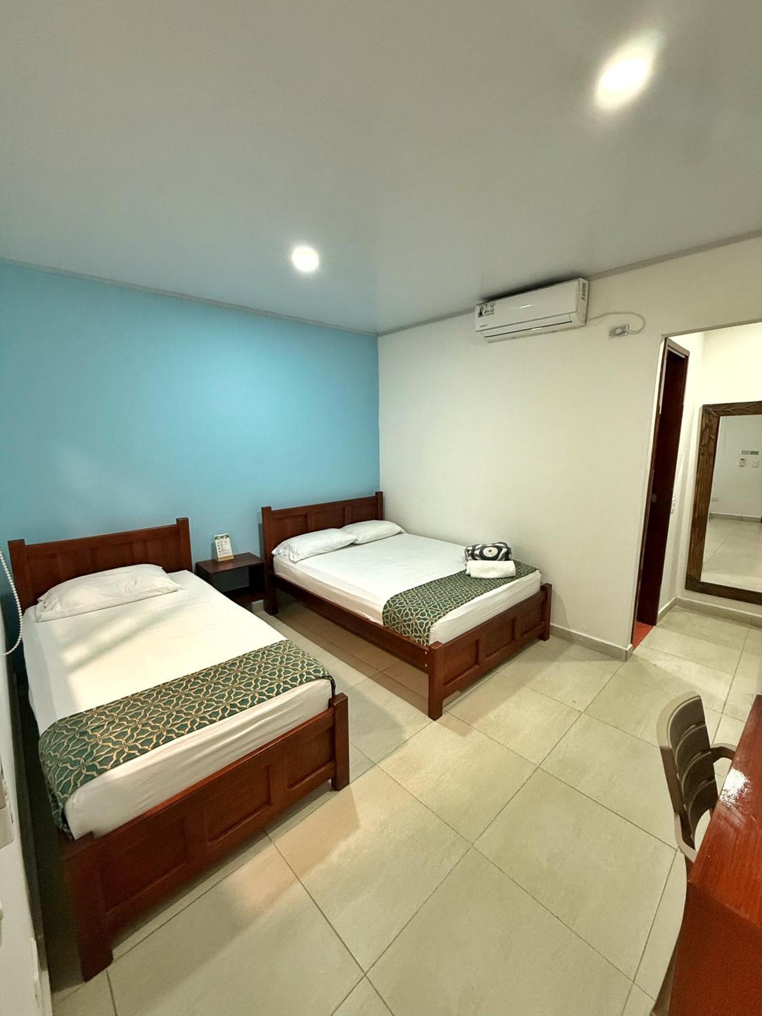 Apartahotel Caribe Diez San Andres  Exterior photo
