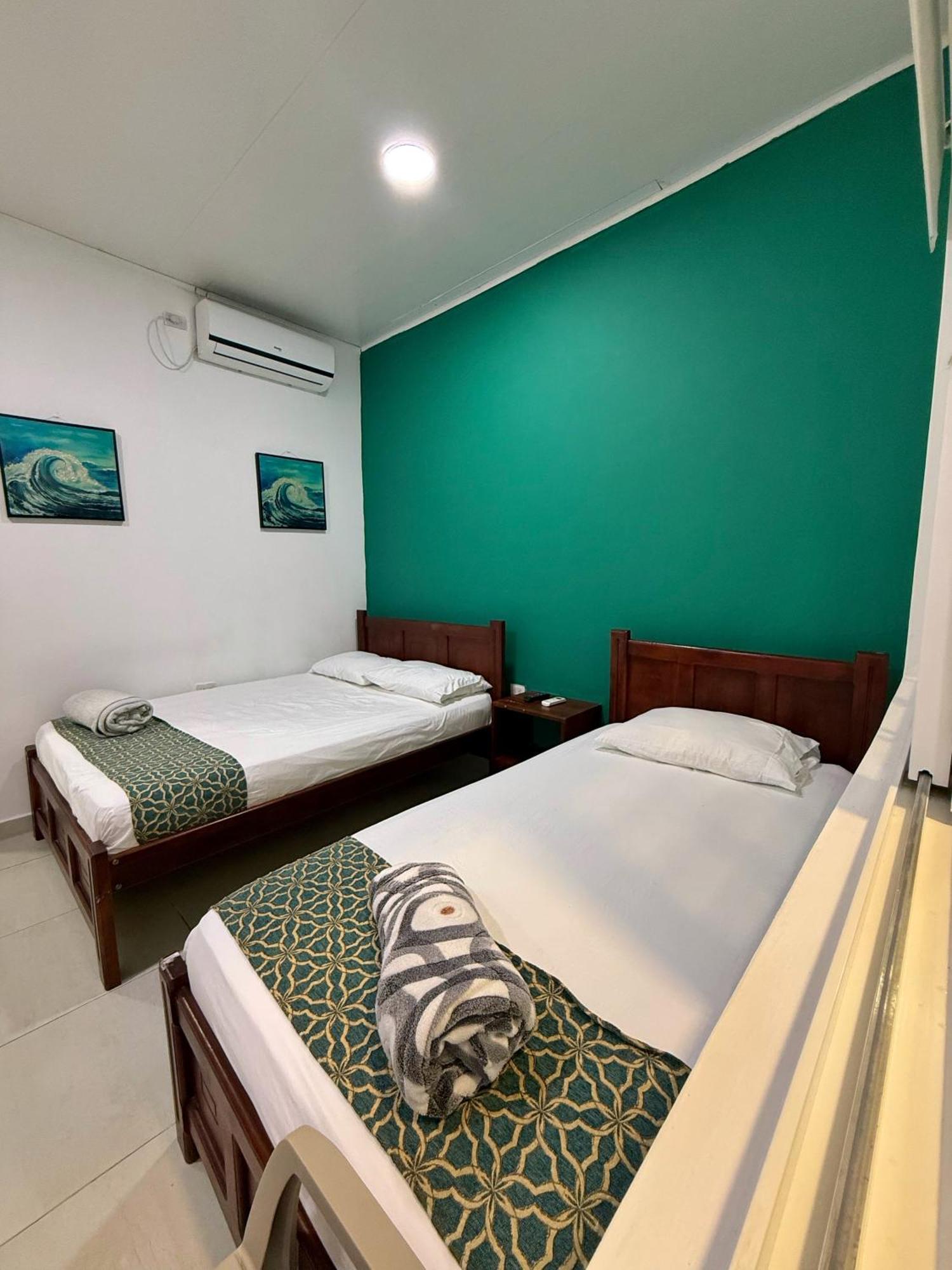 Apartahotel Caribe Diez San Andres  Exterior photo